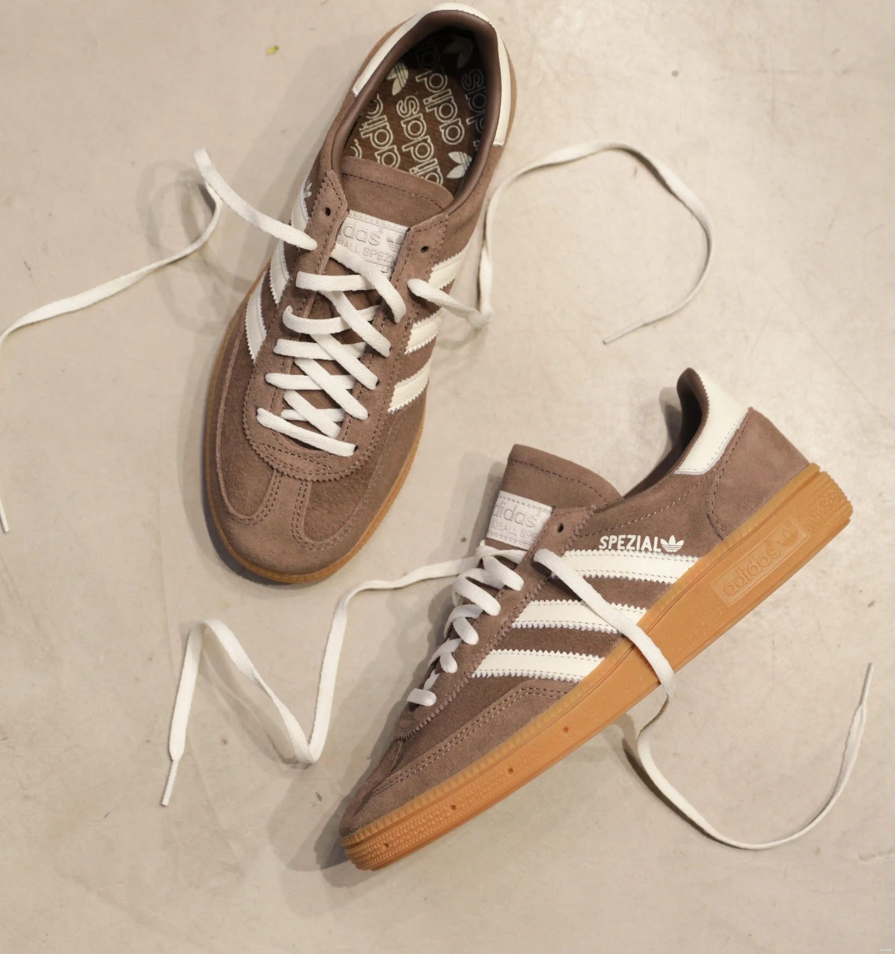 W Gum Spezial Strata Earth Handball adidas 0622